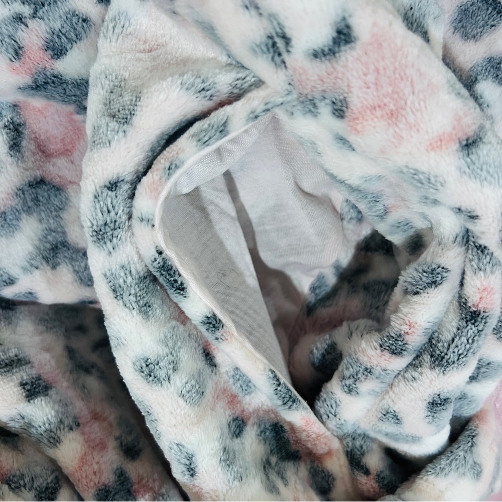 Secret Treasures Womens Superminky sleep Robe soft pink leopard size XL 16-18 - Picture 13 of 15